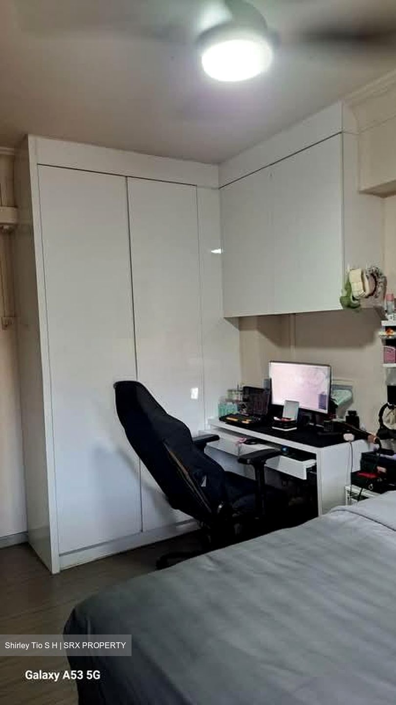 Blk 679B Jurong West Central 1 (Jurong West), HDB 5 Rooms #573180911